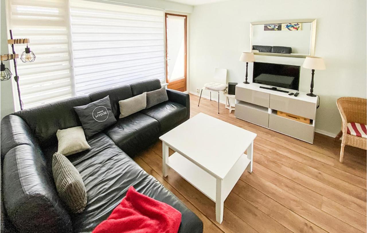 Cozy Apartment In Zoutelande With Wifi Екстериор снимка