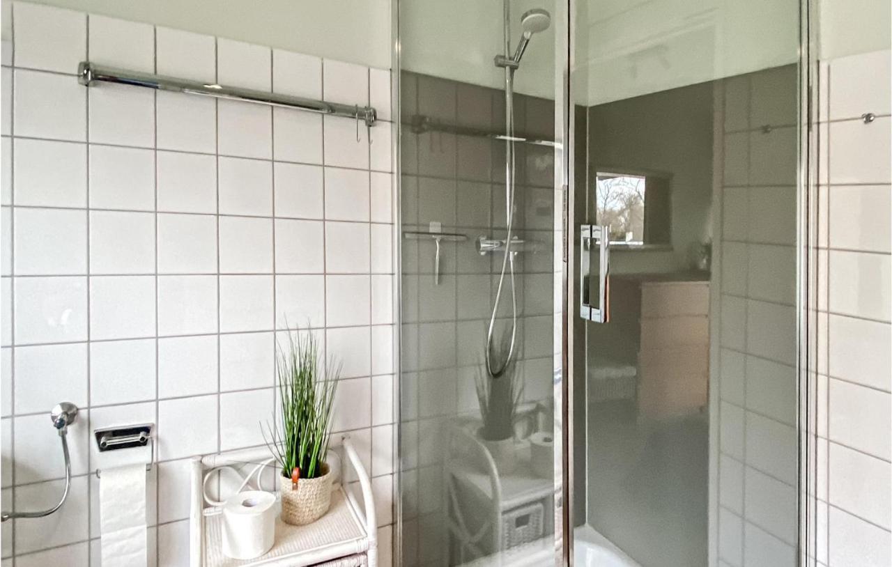 Cozy Apartment In Zoutelande With Wifi Екстериор снимка